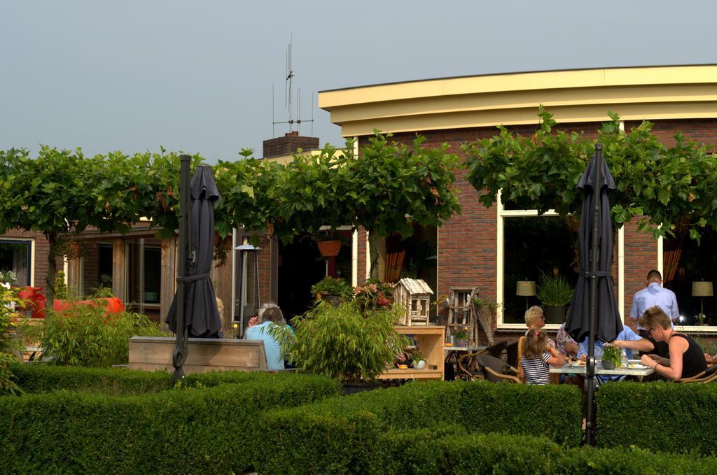 Hotel Restaurant Het Roode Hert Dalfsen Exterior foto