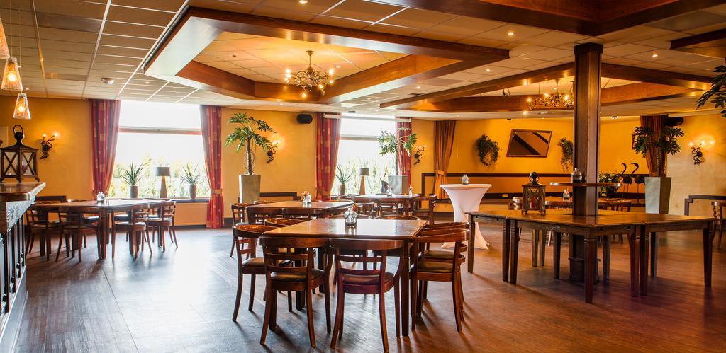 Hotel Restaurant Het Roode Hert Dalfsen Exterior foto